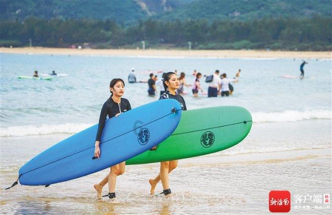 可爱萌女孩装扮